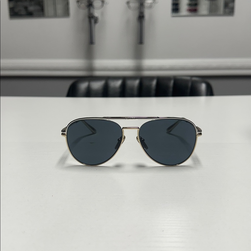 Prada Stylish Gold/Silver Aviator Sunglasses - Picture 1 of 2